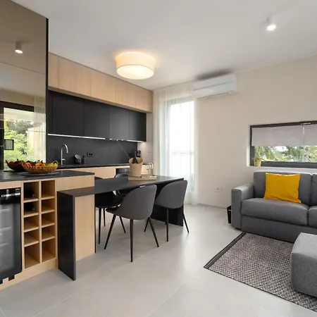 The Q Bliss - Your New 4-Star Hideaway With A Garage Rovinj Exterior foto