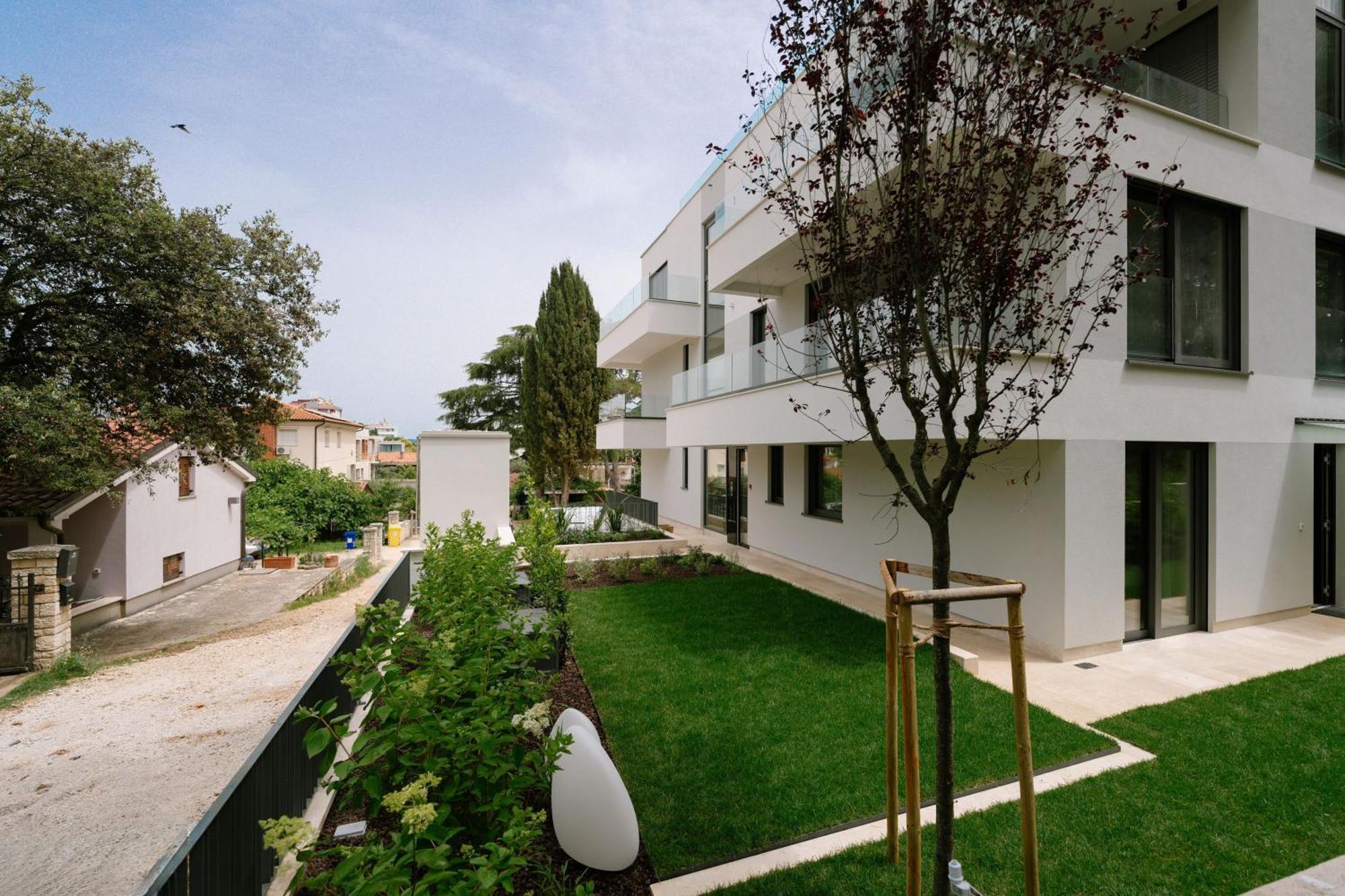 The Q Bliss - Your New 4-star Hideaway With A Garage Apartment *